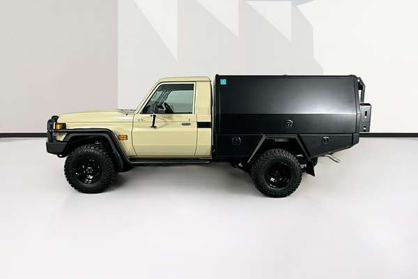 2025 Toyota LANDCRUISER 70 SERIES LC79 GXL + DIFF LOCKS VDJL79R 4X4