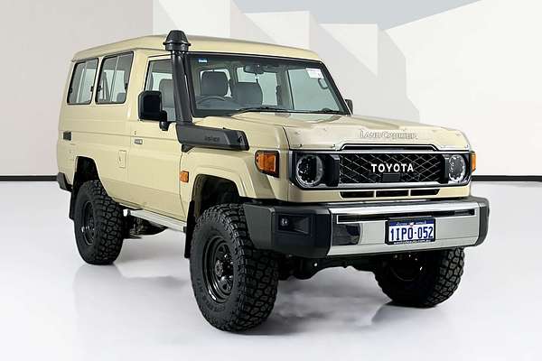2024 Toyota LANDCRUISER 70 SERIES LC78 GXL + DIFF LOCKS GDJL78R