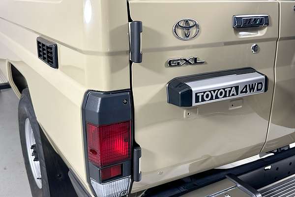 2025 Toyota LANDCRUISER 70 SERIES LC78 GXL + DIFF LOCKS GDJL78R