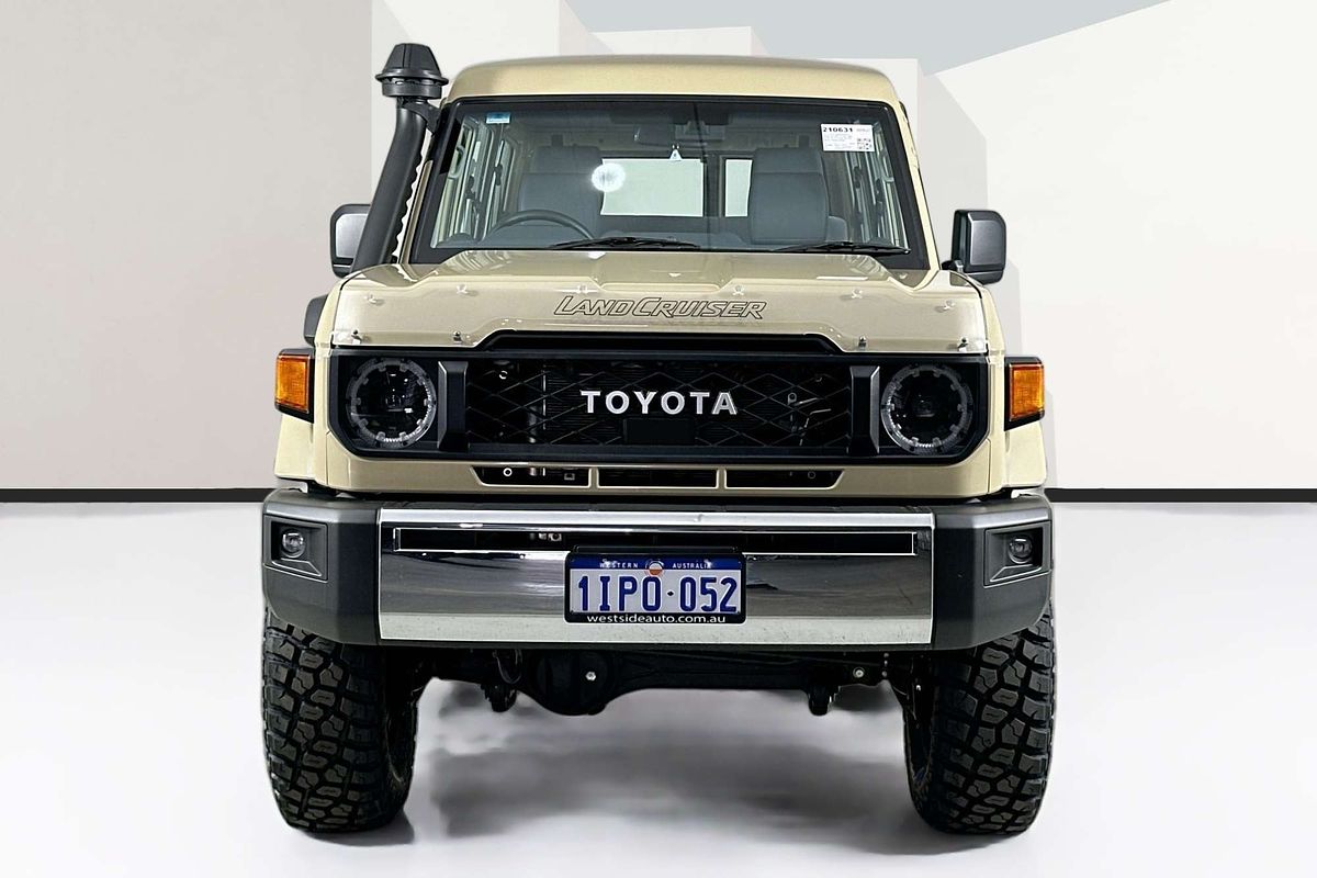 2024 Toyota LANDCRUISER 70 SERIES LC78 GXL + DIFF LOCKS GDJL78R