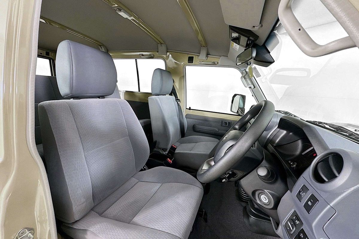 2024 Toyota LANDCRUISER 70 SERIES LC78 GXL + DIFF LOCKS GDJL78R