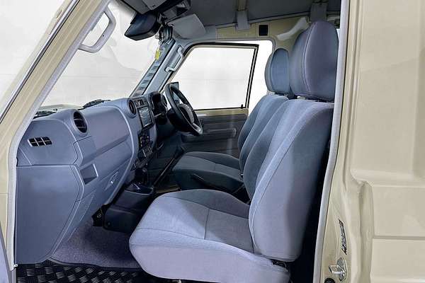 2024 Toyota LANDCRUISER 70 SERIES LC78 GXL + DIFF LOCKS GDJL78R