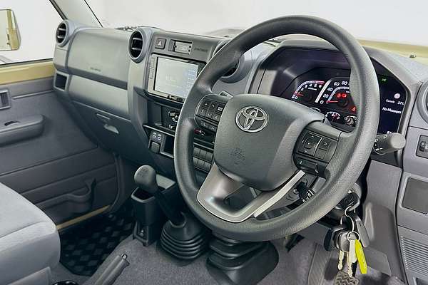 2025 Toyota LANDCRUISER 70 SERIES LC79 GXL + DIFF LOCKS VDJL79R 4X4