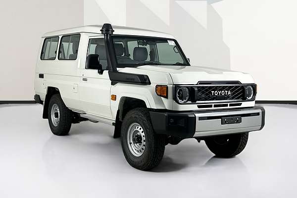 2025 Toyota LANDCRUISER 70 SERIES LC78 GXL + DIFF LOCKS GDJL78R