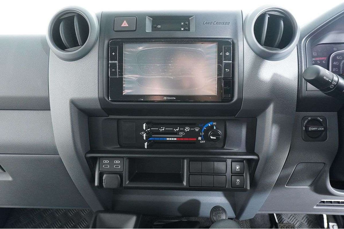 2024 Toyota LANDCRUISER 70 SERIES LC78 GXL + DIFF LOCKS GDJL78R