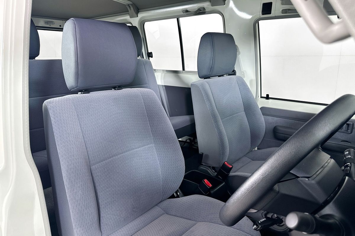 2025 Toyota LANDCRUISER 70 SERIES LC78 GXL + DIFF LOCKS GDJL78R