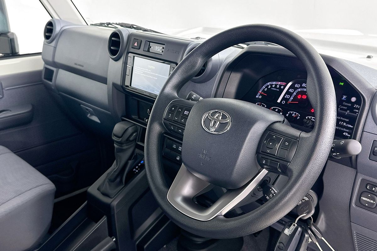 2025 Toyota LANDCRUISER 70 SERIES LC78 GXL + DIFF LOCKS GDJL78R