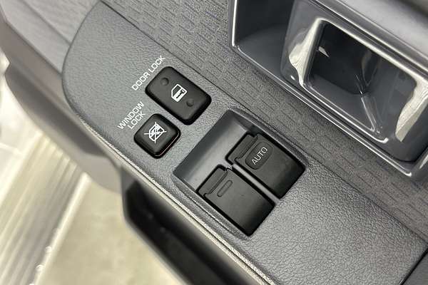 2024 Toyota LANDCRUISER 70 SERIES LC79 GXL VDJL79R 4X4