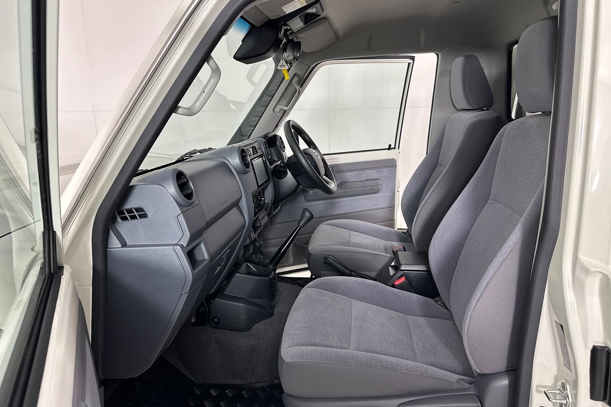 2025 Toyota LANDCRUISER 70 SERIES LC79 GXL + DIFF LOCKS VDJL79R 4X4