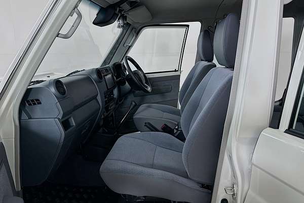 2025 Toyota LANDCRUISER 70 SERIES LC79 GXL + DIFF LOCKS VDJL79R 4X4