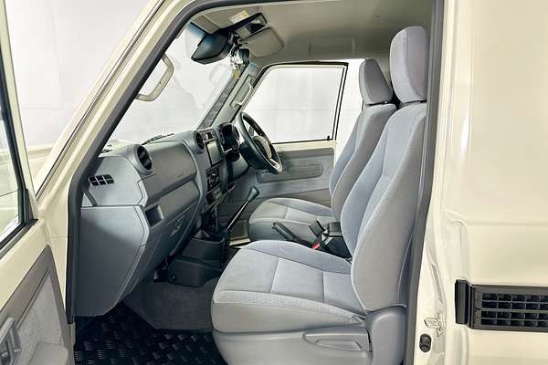 2025 Toyota LANDCRUISER 70 SERIES LC79 GXL + DIFF LOCKS VDJL79R 4X4