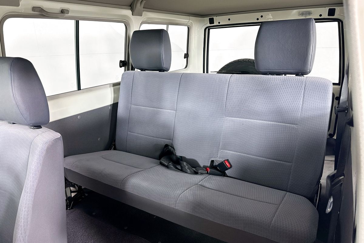 2025 Toyota LANDCRUISER 70 SERIES LC78 GXL + DIFF LOCKS GDJL78R