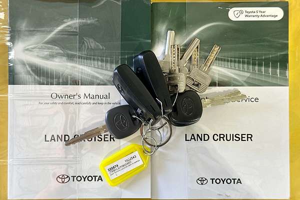 2024 Toyota LANDCRUISER 70 SERIES LC79 GXL VDJL79R 4X4