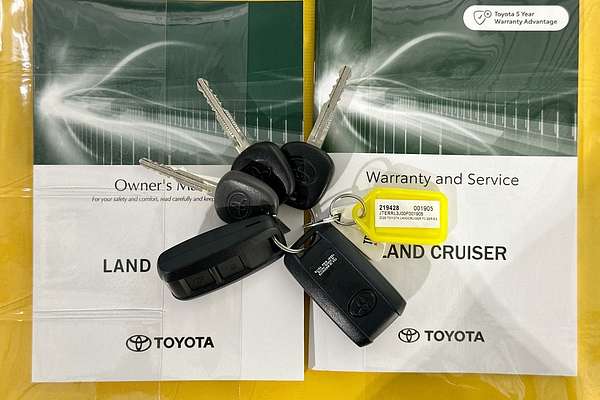 2025 Toyota LANDCRUISER 70 SERIES LC78 GXL + DIFF LOCKS GDJL78R