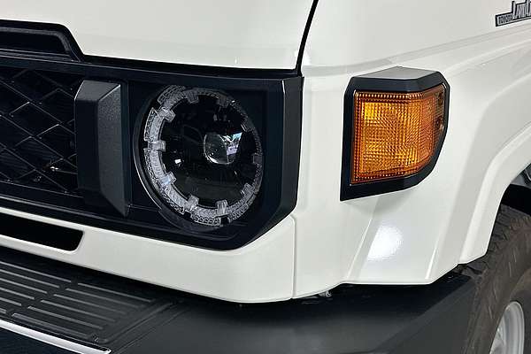 2025 Toyota LANDCRUISER 70 SERIES LC78 GXL + DIFF LOCKS GDJL78R