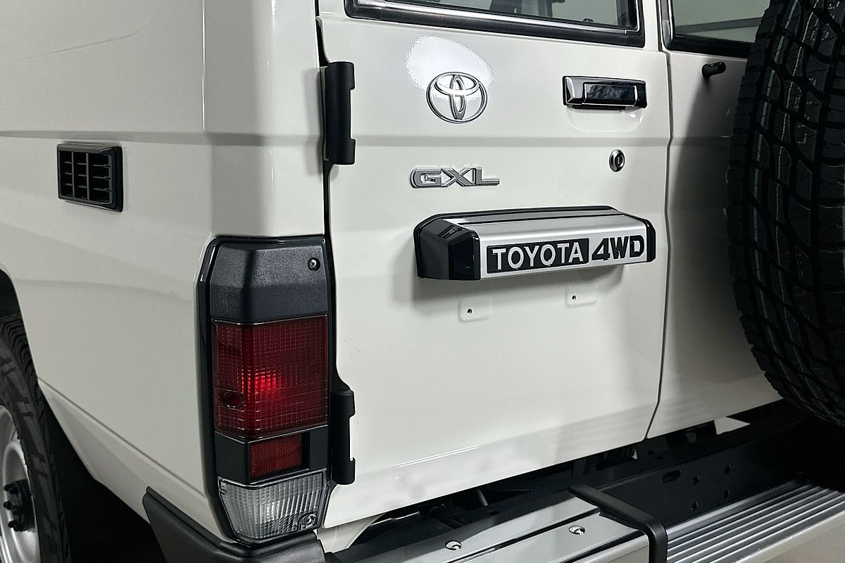 2025 Toyota LANDCRUISER 70 SERIES LC78 GXL + DIFF LOCKS GDJL78R