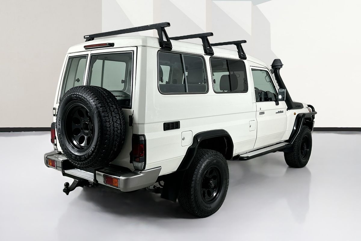 2021 Toyota LANDCRUISER 70 SERIES GXL TROOP CARRIER VDJ78R