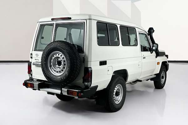 2025 Toyota LANDCRUISER 70 SERIES LC78 GXL + DIFF LOCKS GDJL78R