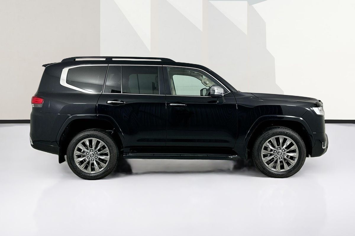 2024 Toyota Landcruiser LC300 SAHARA ZX (4x4) FJA300R