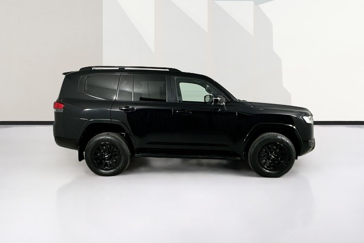 2023 Toyota Landcruiser LC300 SAHARA (4x4) FJA300R
