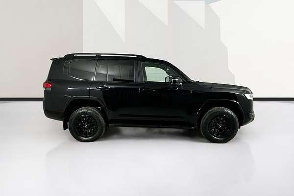 2023 Toyota Landcruiser LC300 SAHARA (4x4) FJA300R