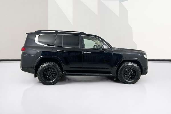 2024 Toyota LANDCRUISER LC300 SAHARA ZX (4x4) FJA300R