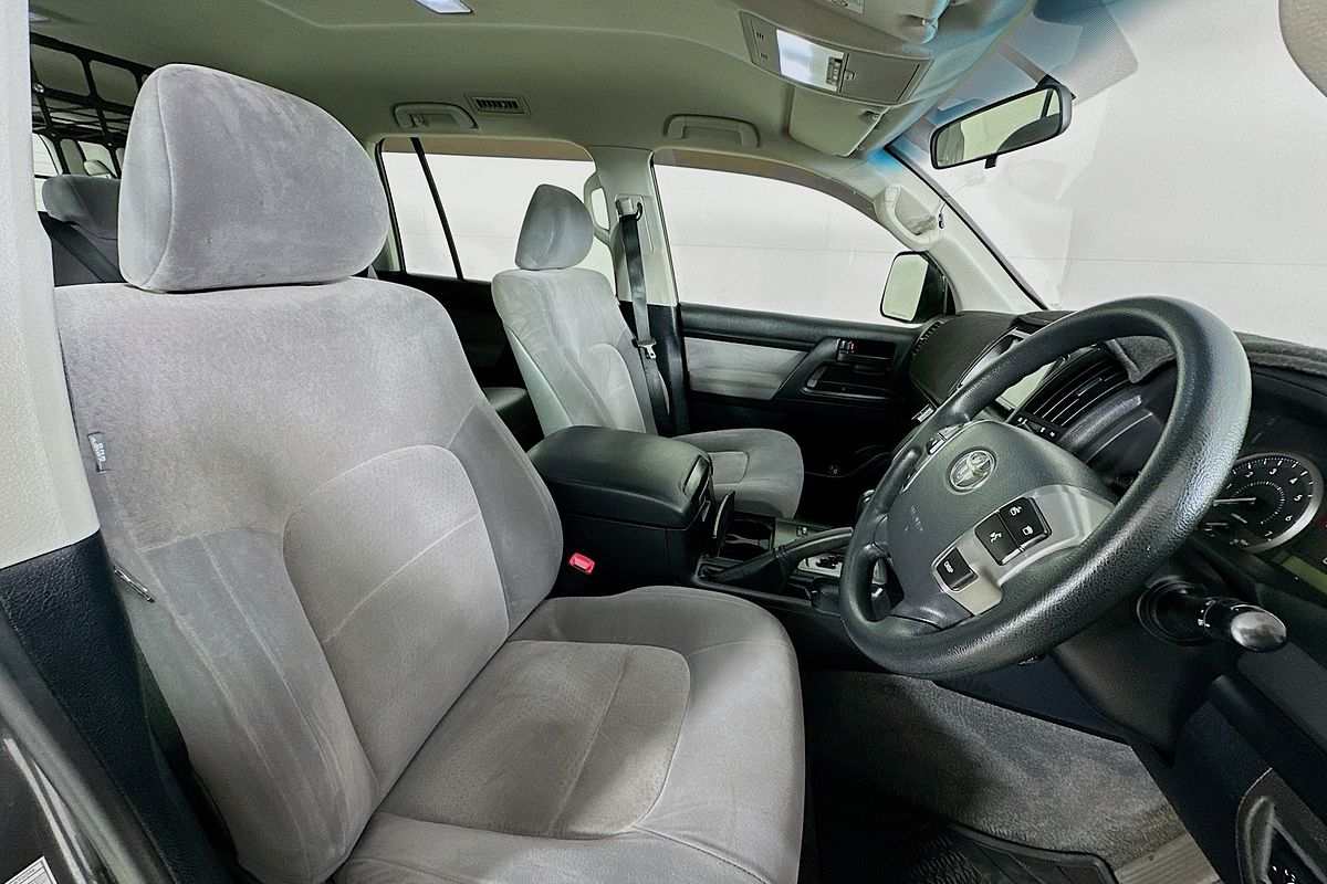 2011 Toyota LANDCRUISER GXL (4x4) UZJ200R 09 UPGRADE