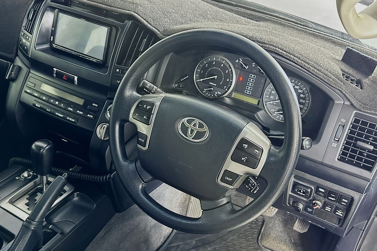 2011 Toyota LANDCRUISER GXL (4x4) UZJ200R 09 UPGRADE