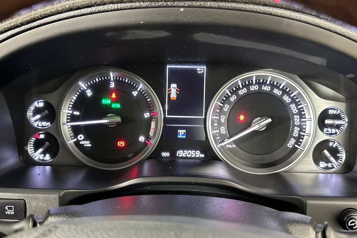 2016 Toyota LANDCRUISER SAHARA (4x4) VDJ200R MY16