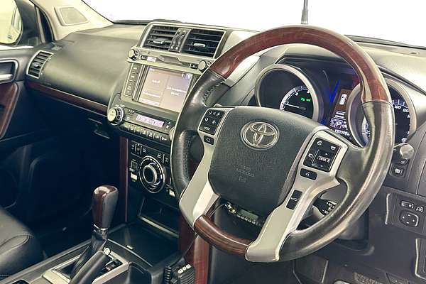 2013 Toyota LANDCRUISER PRADO KAKADU (4x4) KDJ150R MY14