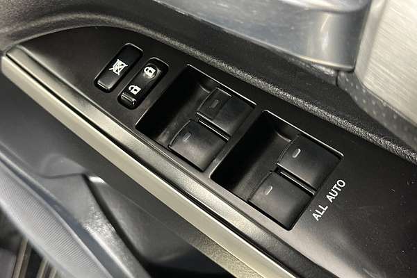 2016 Toyota LANDCRUISER SAHARA (4x4) VDJ200R MY16