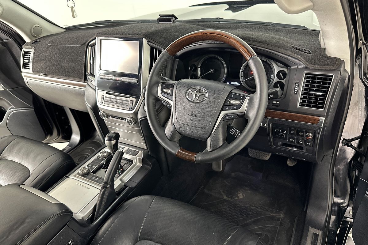 2016 Toyota LANDCRUISER SAHARA (4x4) VDJ200R MY16