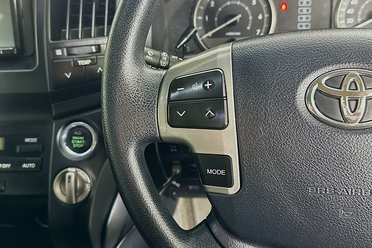 2011 Toyota LANDCRUISER GXL (4x4) UZJ200R 09 UPGRADE