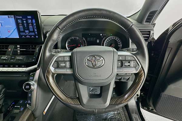 2022 Toyota Landcruiser LC300 VX (4x4) FJA300R