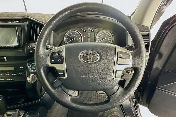 2011 Toyota LANDCRUISER GXL (4x4) UZJ200R 09 UPGRADE