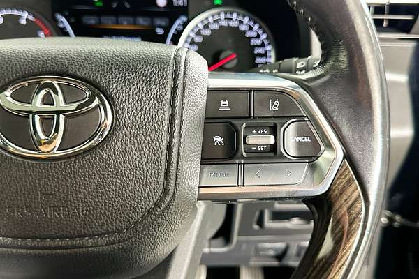 2022 Toyota LANDCRUISER LC300 SAHARA (4x4) FJA300R