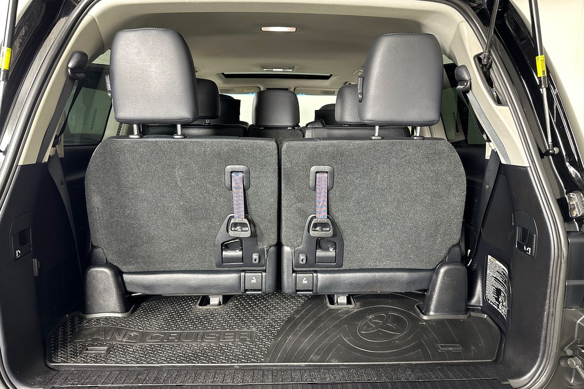 2016 Toyota LANDCRUISER SAHARA (4x4) VDJ200R MY16