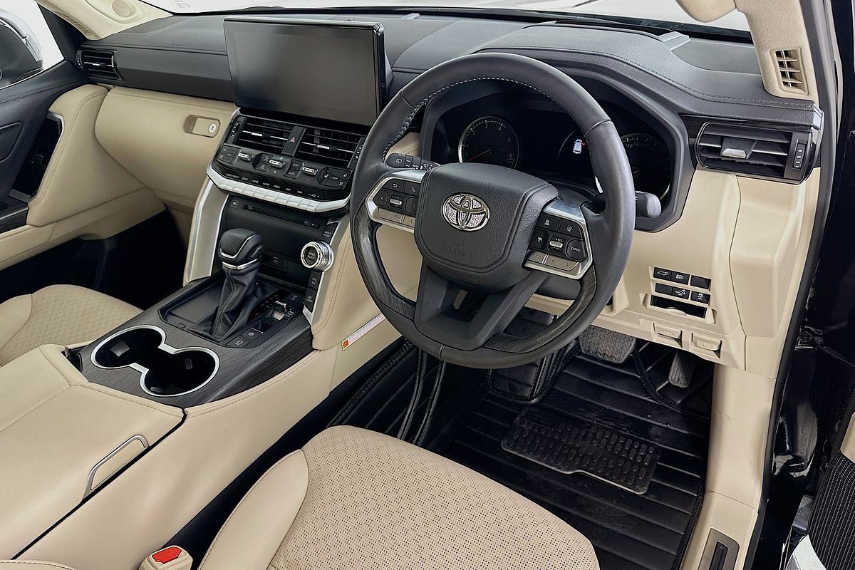2024 Toyota Landcruiser LC300 SAHARA ZX (4x4) FJA300R