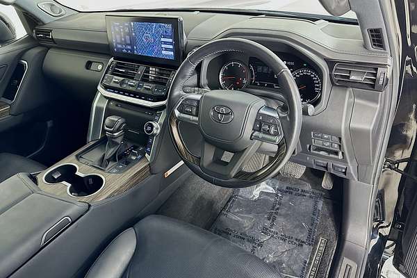 2023 Toyota Landcruiser LC300 SAHARA (4x4) FJA300R