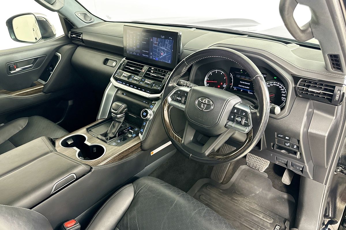 2022 Toyota LANDCRUISER LC300 SAHARA (4x4) FJA300R