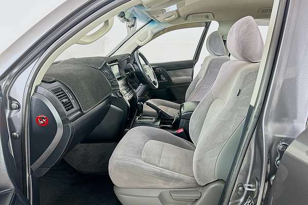 2011 Toyota LANDCRUISER GXL (4x4) UZJ200R 09 UPGRADE