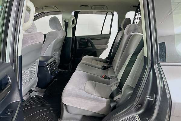 2011 Toyota LANDCRUISER GXL (4x4) UZJ200R 09 UPGRADE