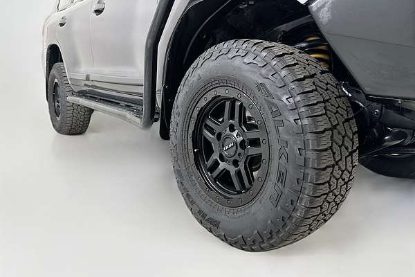 2011 Toyota LANDCRUISER GXL (4x4) UZJ200R 09 UPGRADE