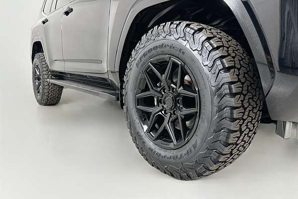 2022 Toyota Landcruiser LC300 VX (4x4) FJA300R