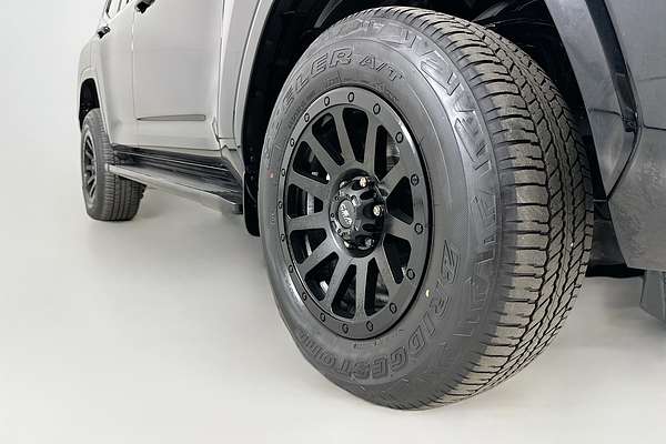 2023 Toyota Landcruiser LC300 SAHARA (4x4) FJA300R