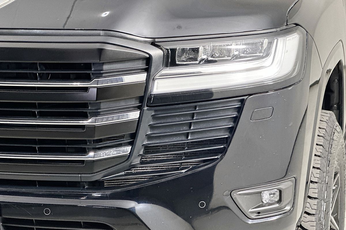 2022 Toyota LANDCRUISER LC300 SAHARA (4x4) FJA300R