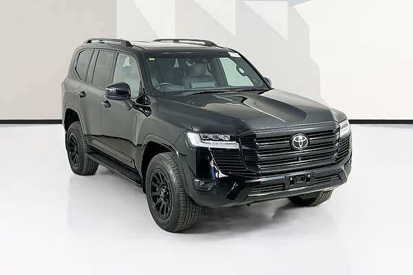 2023 Toyota Landcruiser LC300 SAHARA (4x4) FJA300R
