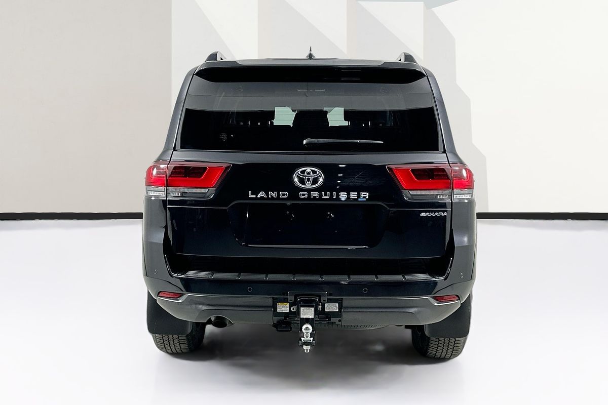 2023 Toyota Landcruiser LC300 SAHARA (4x4) FJA300R