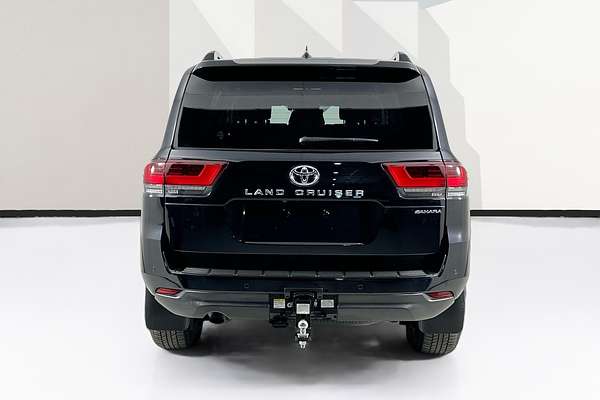 2023 Toyota Landcruiser LC300 SAHARA (4x4) FJA300R