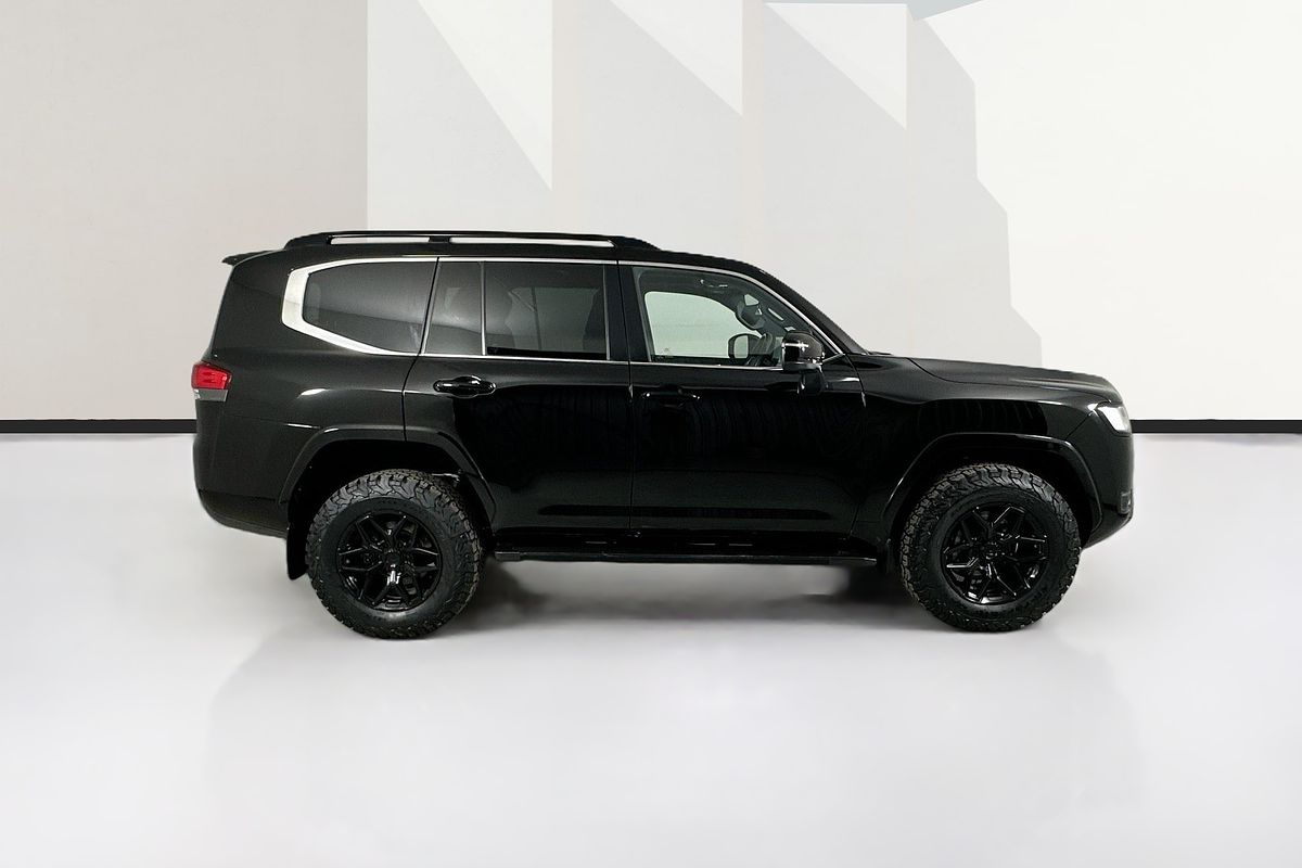 2022 Toyota Landcruiser LC300 VX (4x4) FJA300R